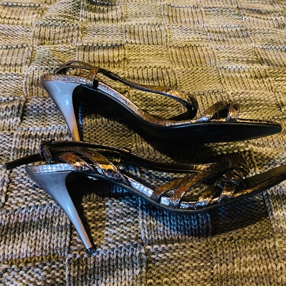 Nine West silver sandals - Picture 3 of 4